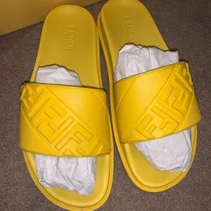 Mens Fendi slides Size 11 Used, good condition 100% Authentic VERSACE x FENDI FENDACE Men Auth Ltd Ed Slip-On Pool Slide  main image 4